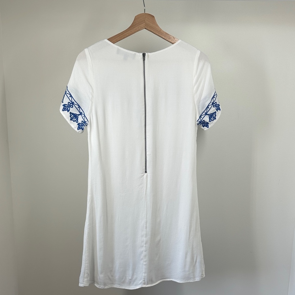 Lulus Tale to Tell Blue and Ivory Embroidered Shift Dress women’s small - Picture 8 of 12
